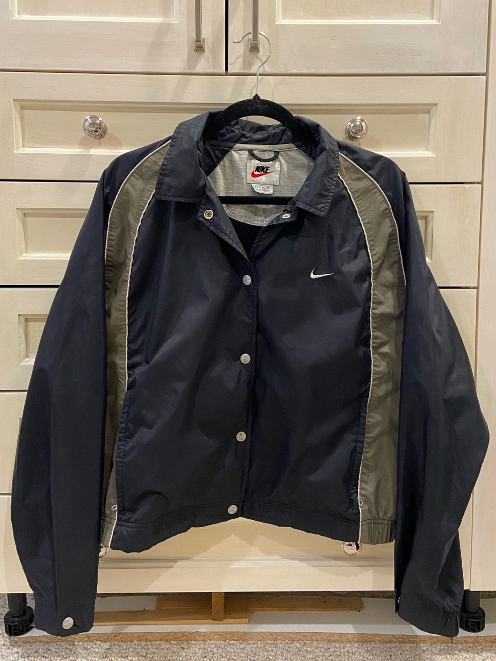 Black Nike Windbreaker